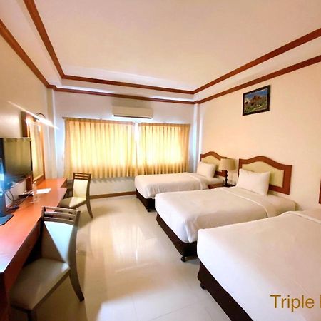 Major Grand Hotel Chum Phae Экстерьер фото