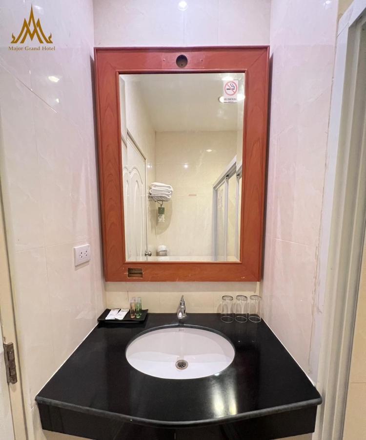 Major Grand Hotel Chum Phae Экстерьер фото
