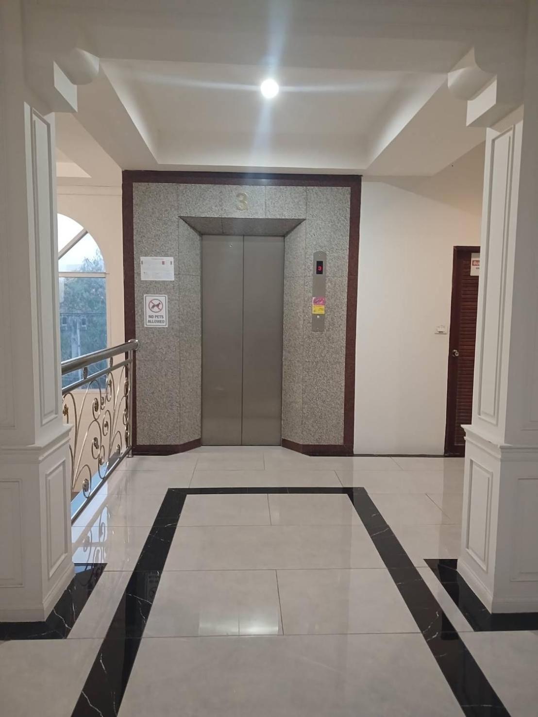Major Grand Hotel Chum Phae Экстерьер фото