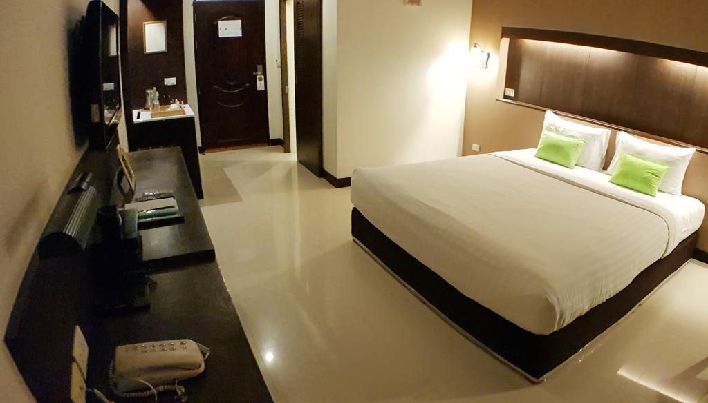 Major Grand Hotel Chum Phae Экстерьер фото